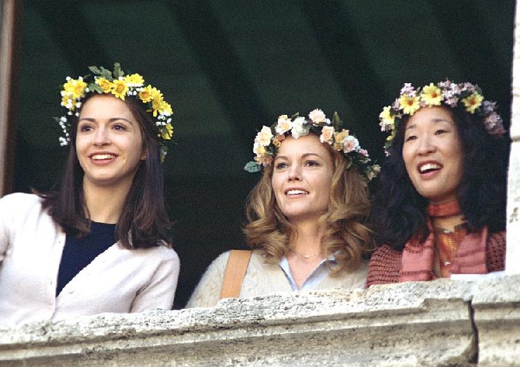 Kate Walsh and Sandra Oh as a lesbian couple and Diane Lane