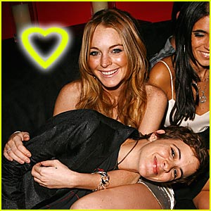 Lindsey Lohan A Lesbian With Samantha 90